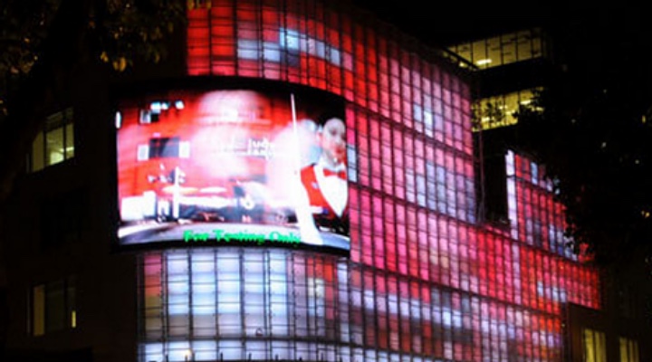 LED
